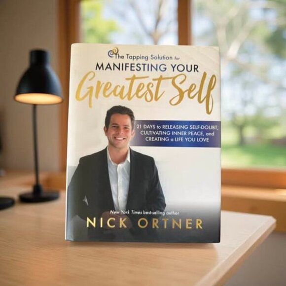 MANIFESTING YOUR GREATEST SELF BOOK - Picture 1 of 1
